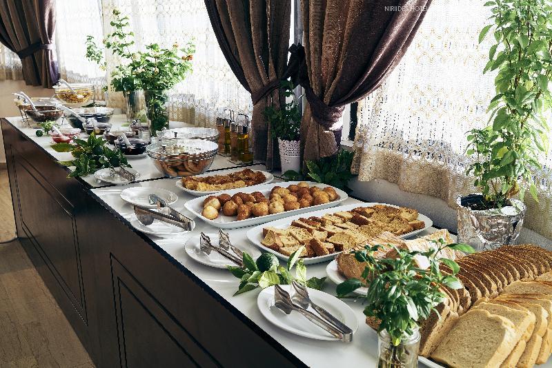 Niriides Beach Hotel Псалиди Екстериор снимка