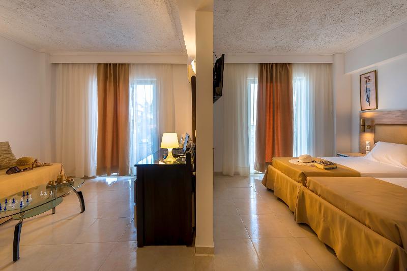 Niriides Beach Hotel Псалиди Екстериор снимка